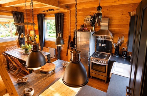 Marigny l'Eglise Ski Chalet | Chalet du Lac du Crescent