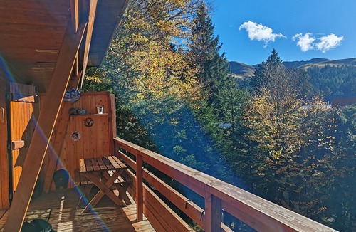 Laveissiere Ski Chalet | Chalet for Mountain Biking with Wi-Fi