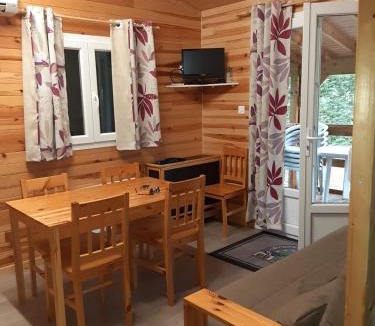 Marcilly-sur-Eure Ski Chalet | Chalet