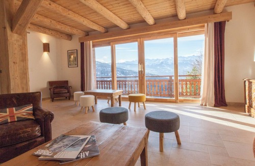 Saint-Gervais-les-Bains Ski Chalet | Chalet in private hamlet, spectacular mountain views, village, sauna, 240m2