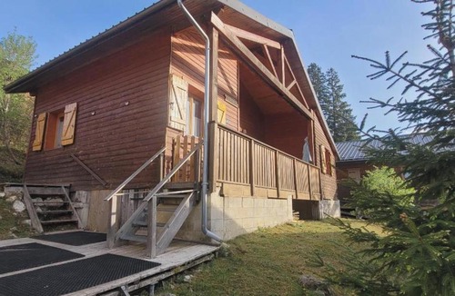 Saint-Laurent-en-Grandvaux Ski Chalet | Chalet les Randonneurs spacieux 8 couchages
