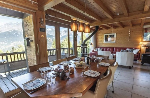 Valfrejus Ski Chalet | Chalet, Ground floor, view valley, terrace, fireplace or stove, tv, ski locker, 158m², Valfréjus