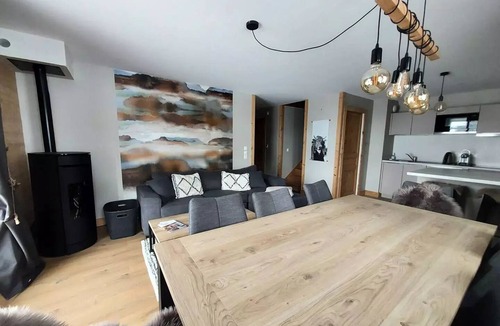 Les Avanchers-Valmorel Ski Chalet | Chalet Hope - CHALET HOPE