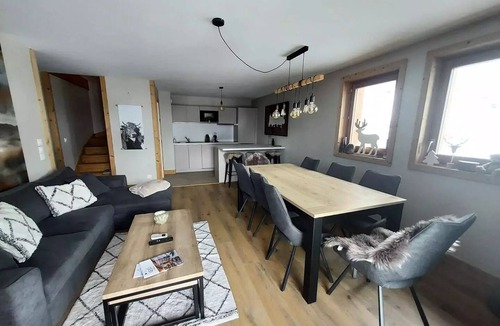 Les Avanchers-Valmorel Ski Chalet | Chalet Hope - CHALET HOPE