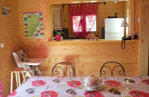 Etobon Ski Chalet | Chalet in the heart of a peaceful green setting - Gîte de France 3 épis
