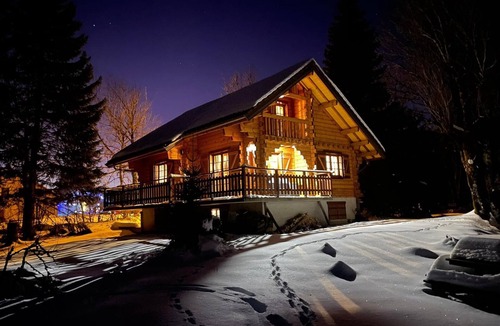 Foncine-le-Haut Ski Chalet | Chalet in the mountains of