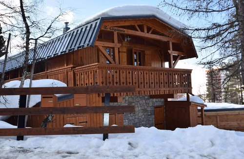 Plagne Centre Ski Chalet | Chalet L'alpicois - Chalets for 10 People