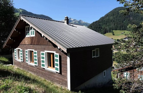 Beaufort Ski Chalet | Chalet Le Curtillet - Family chalet 6 people classified 2 stars. Quiet and close to the village