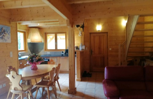 La Ferriere Ski Chalet | Chalet Le Rocher Blanc in the heart of the Belledonne mountains les 7 Laux