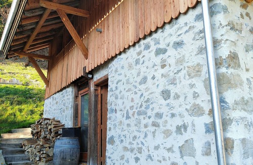 Saint-Jean-dʼAulps Apartment | Chalet les étoiles des Alpes close to ski resorts