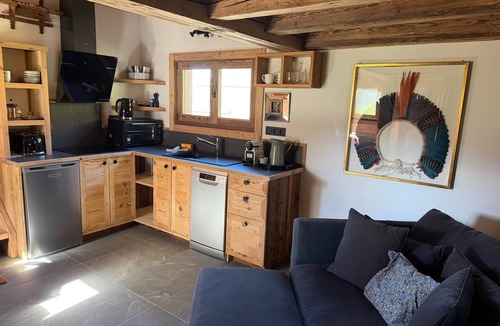 Combloux Ski Chalet | Chalet “Mazot De La Pointe Percée” with Balcony