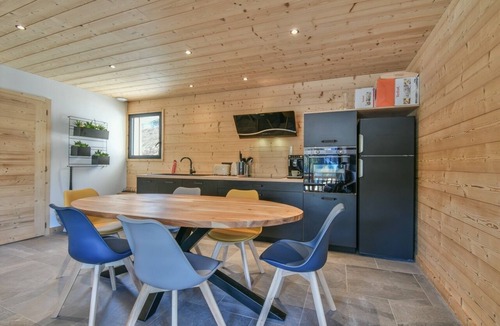 Le Grand-Bornand Ski Chalet | Chalet Mitoyen - Les Montagnettes