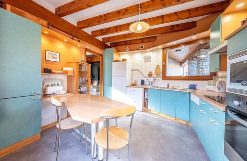 Aigueblanche Ski Chalet | Chalet 'Pierre Et Bois' with Mountain View, Private Terrace and Wi-Fi