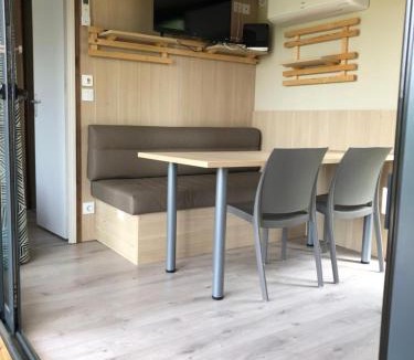 Les Vans Ski Chalet | Chalet Premium 6 piscine partagée