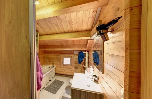 Saint-Flour Ski Chalet | Chalet Puy Mary* sleeps 11 to 13