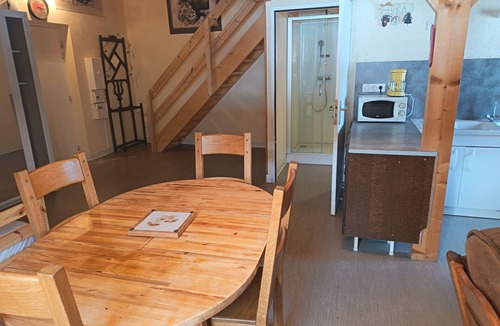 Les Rousses Apartment | chalet-style apartment, 5 minutes from the ski slopes