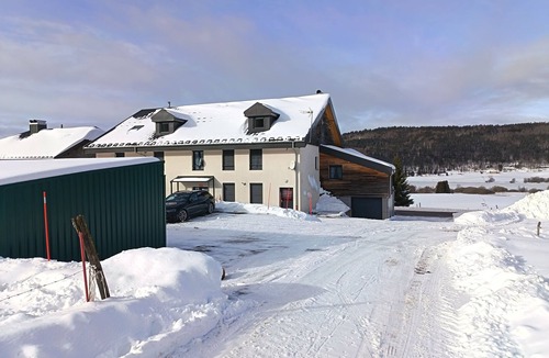 Les Rousses Apartment | chalet-style apartment, 5 minutes from the ski slopes