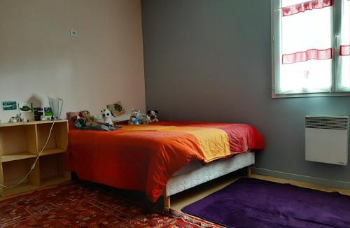 Montjoux House | Chambre à louer dans villa ou Location maison entière