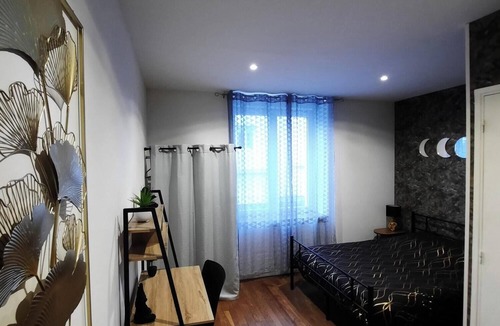 Vesoul Bed & Breakfast | Chambre Économique Avec Salle de Bain Privative 1. Idéale Pour un Séjour Court !