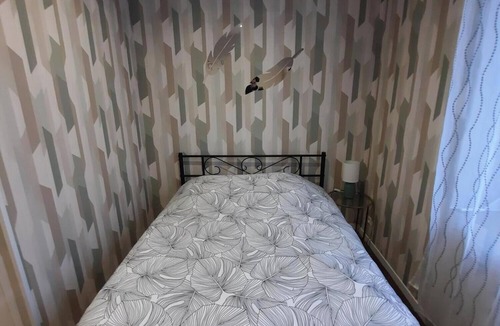 Vesoul Bed & Breakfast | Chambre Avec Salle de Bain 2. Idéale Pour un Séjour Économique Tout Confort