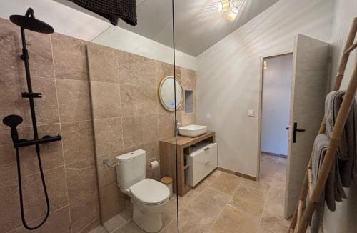 Roche-Saint-Secret House | Chambre avec vue Lysis