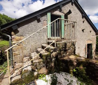 Glux-en-Glenne Bed & Breakfast | Chambre bohème au domaine de Fangorn