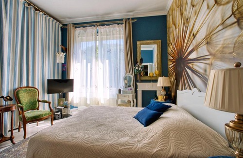 Olliergues Bed & Breakfast | Chambre d'hôtes Bounty - terrasse, cuisine privée, garage