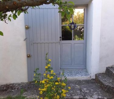 Bedoin Bed & Breakfast | Chambre d'hôtes chez Gwennaelle