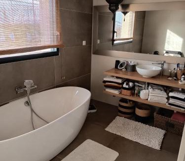 Peaugres Bed & Breakfast | Chambre d'hôtes chez l' habitant Villa Bianca