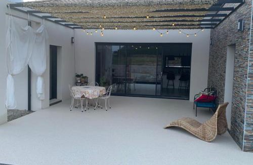 Peaugres Bed & Breakfast | Chambre d'hôtes chez l' habitant Villa Bianca