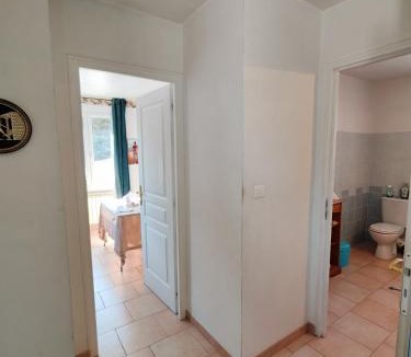 Barret-de-Lioure Bed & Breakfast | Chambre d'hôtes, à la nuitée 2