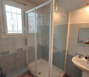 Barret-de-Lioure Bed & Breakfast | Chambre d'hôtes, à la nuitée 2