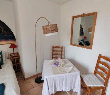 Barret-de-Lioure Bed & Breakfast | Chambre d'hôtes, à la nuitée 2