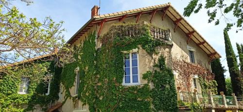 Genissieux Bed & Breakfast | Chambre d'hôtes Park des Collines - Gîte