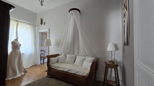 Arraye-et-Han House | Chambre d'hotes Le château de l'étoile