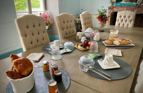 Gy Bed & Breakfast | Chambre de La Demeure des Monts de Gy