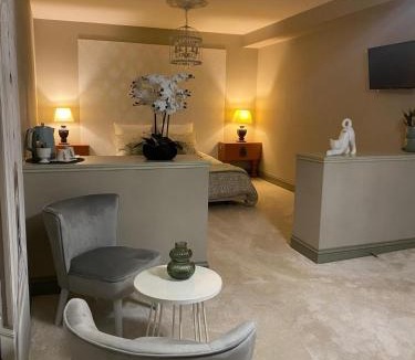 Gy Bed & Breakfast | Chambre de La Demeure des Monts de Gy