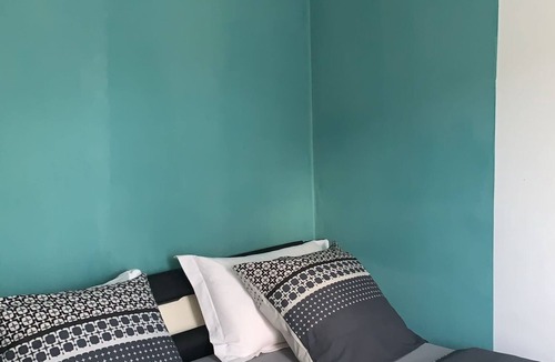Antony Bed & Breakfast | Chambre Double Avec Douche Privée à Antony