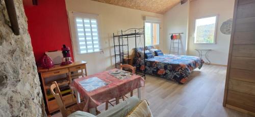 Sampzon House | Chambre Ephédra