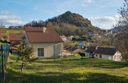 Saint-Germain-Laprade Bed & Breakfast | Chambre "Tout en photo", Les Ozeilles