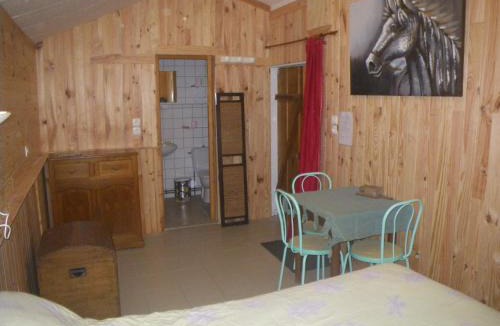 Chaudenay Bed & Breakfast | Chambre triple du grand sapin