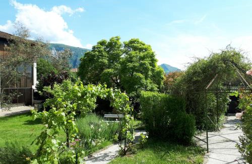 Izeron Bed & Breakfast | Chambres d'Hôtes La Noyeraie