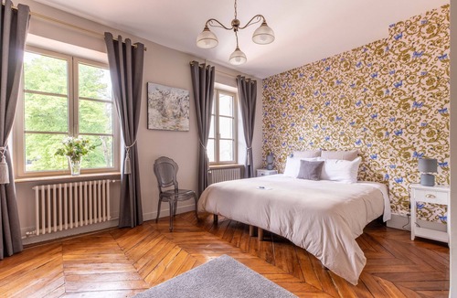 Charmeil Bed & Breakfast | Chambres D'hôtes Vichy : Château de Charmeil