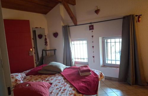 Saint-Antoine-l'Abbaye Bed & Breakfast | CHAMBRES D'HOTES L'ANTONIN