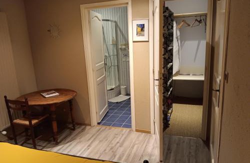 Uchon Bed & Breakfast | Chambres et table d'hôtes : LES SENTIERS DE LA BREME