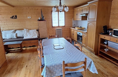 Saint-Laurent-en-Grandvaux Ski Chalet | Charmant chalet avec piscine, Haut-Jura