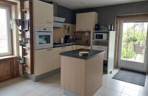 Saint-Gervais-en-Valliere House | Character house with terrace 15 minutes from Beaune