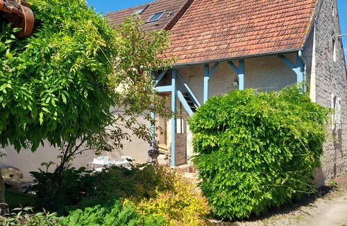 Saint-Gervais-en-Valliere House | Character house with terrace 15 minutes from Beaune