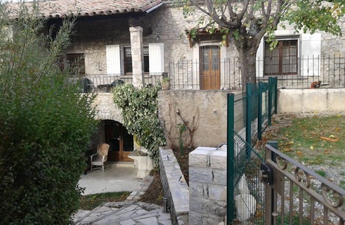 Montguers House | Character gite Ventoux Baronnies area