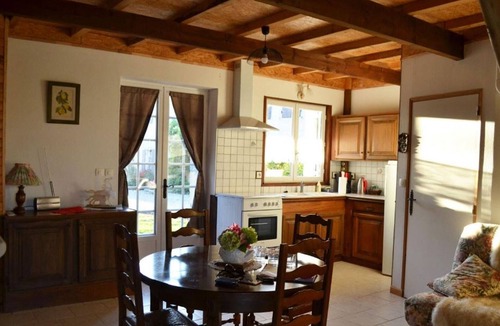 Saint-Sulpice-de-Cognac Cottage | Charente House with Fireplace, Garden, Pets Allowed